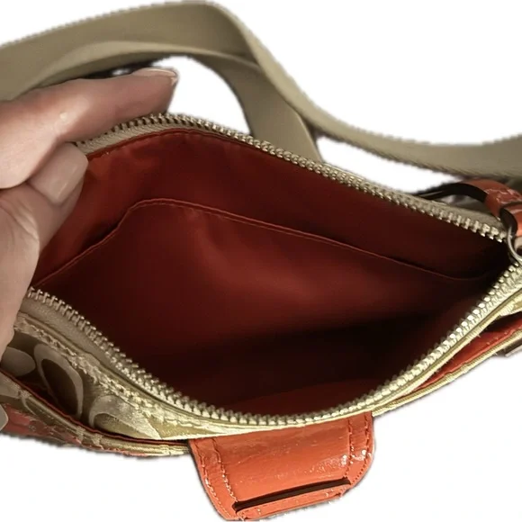 Coach Beige and Orange County Poppy Crossbody Bag - Picture 3 of 5